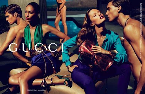 sogia gucci nuda immagini grandi|Le immagini più iconiche dalle campagne di Gucci degli ultimi 20 .